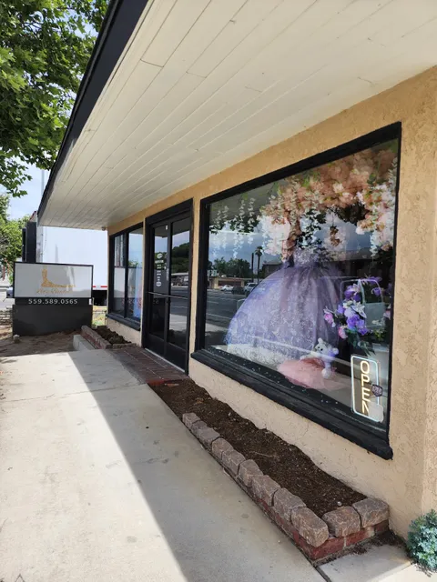 Leo's Bridal By Ana Belen