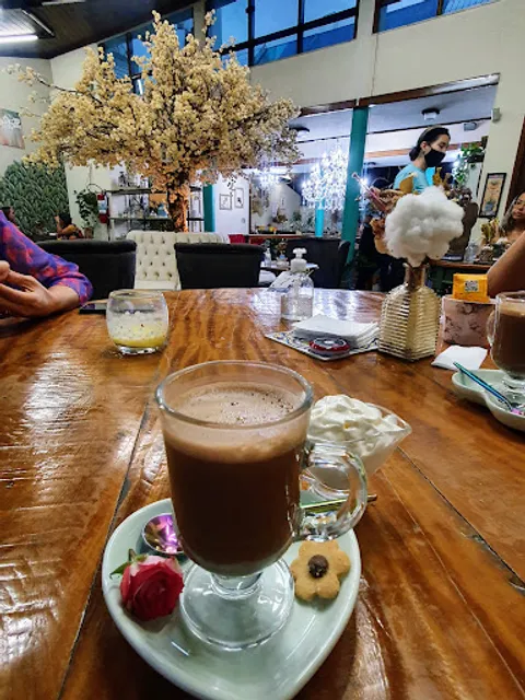 A Boutique de Flores Café e Bistrô