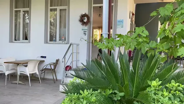 Tango Hostel Pension