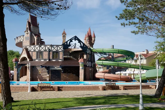 Alean Family Doville