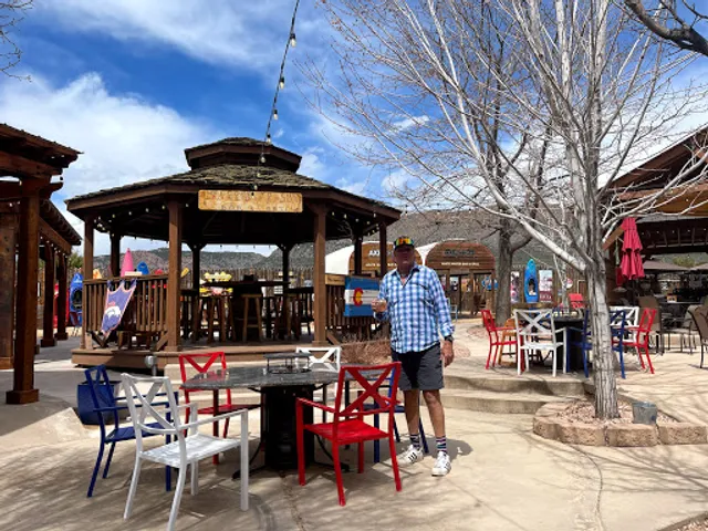 White Water Bar & Grill