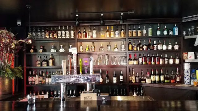 Life’s Good Bar & Grill