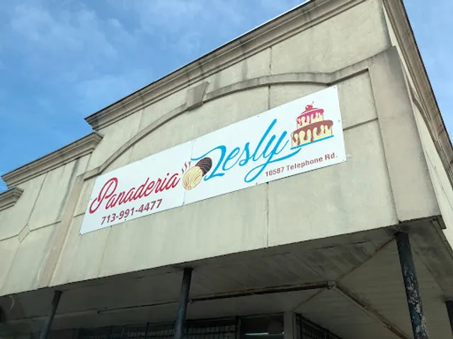 Panaderia Y Pasteleria Lesly