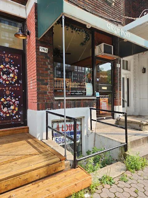 The Gryphon D'Or Tea Room