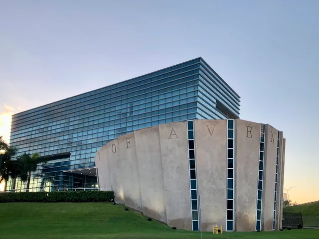 Aventura City Government Center