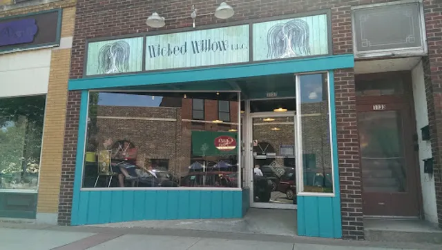 Wicked Willow Cafe