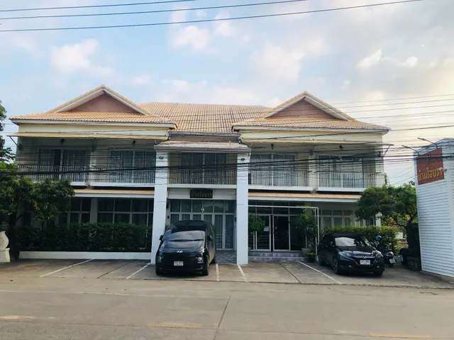 バーン アイヤラー