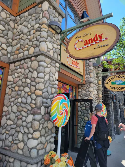 Ana Lea's Candy Lane