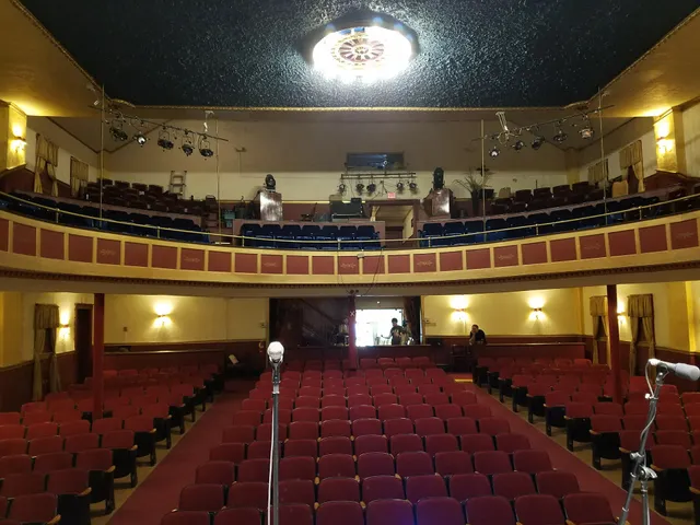 Geyer Performing Arts Center