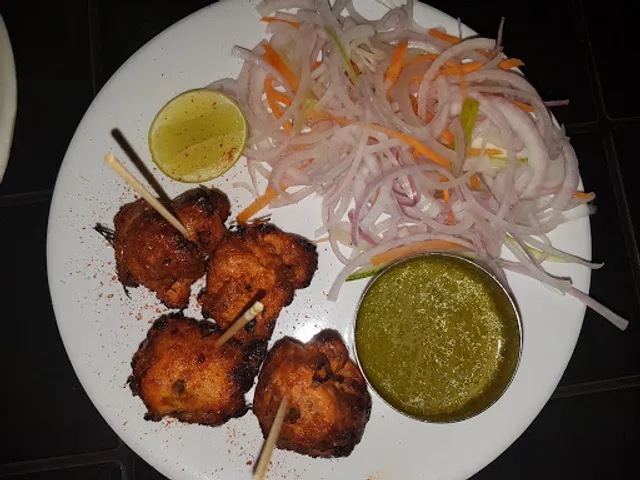 GREENCHILLYZ KALINGA HOSPITAL SQUARE Specialist in BIRYANI & TANDOOR