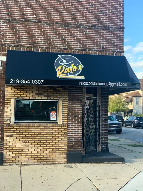 Ralo's Cocktail Lounge