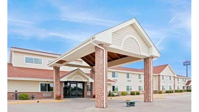 AmericInn by Wyndham Northfield