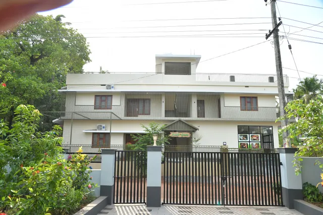 Ayush Green Ayurvedic Spa & Clinic