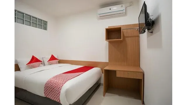 Super OYO 3209 Hegarbudhi Residence