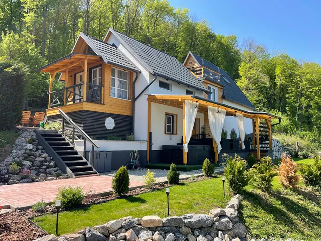 Calm Resort Hertelend