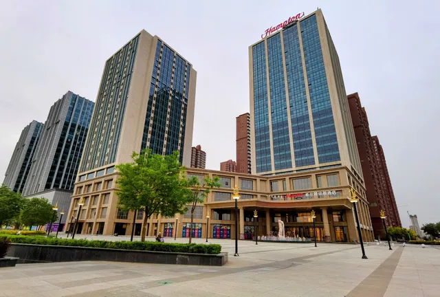 Hampton By Hilton Hotel