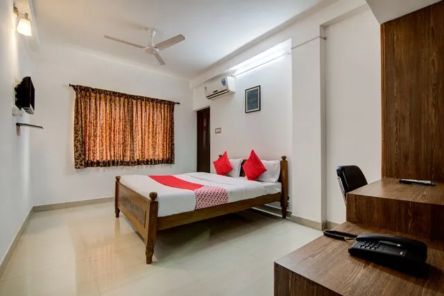 OYO Appledoor Service Apartment