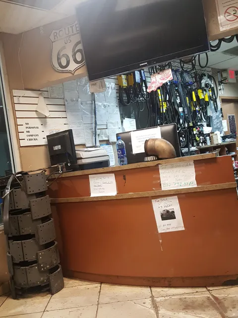 Taller Road Runner Services Point