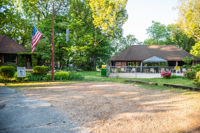 Shady Oaks Campground & RV Park