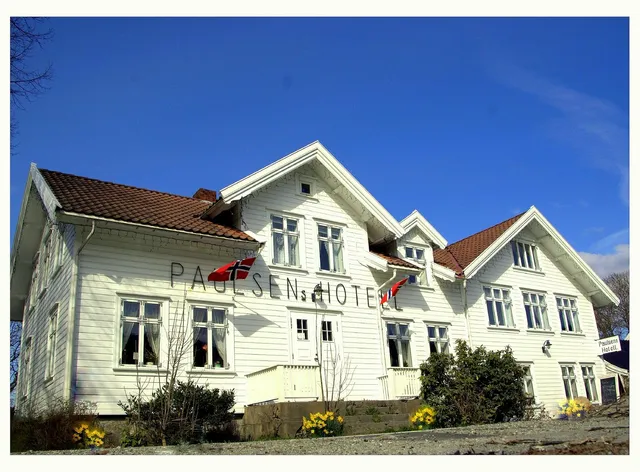 Paulsens Hotel & Cafe