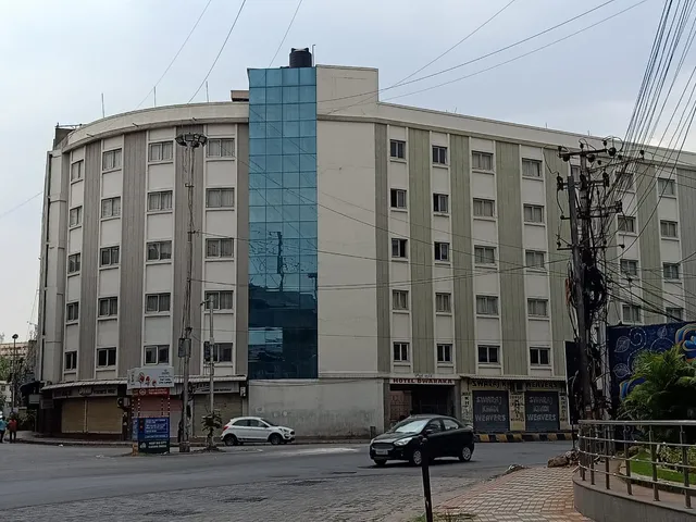 Hotel Dwaraka Palace