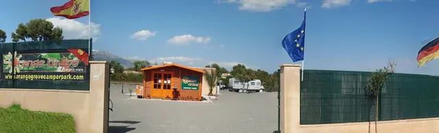 Orange Grove, Camper Park
