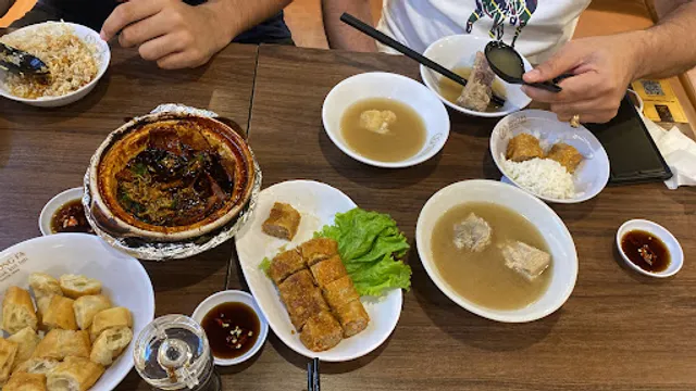 Song Fa Bakut Teh Gandaria City