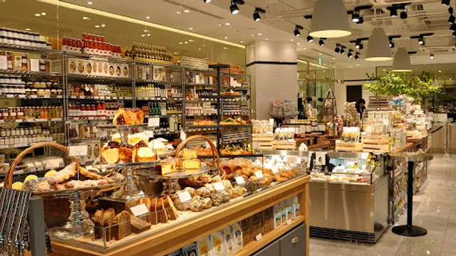 DEAN & DELUCA Osaka Store