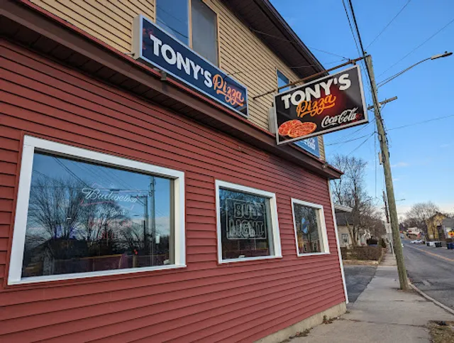 Tony's Pizza