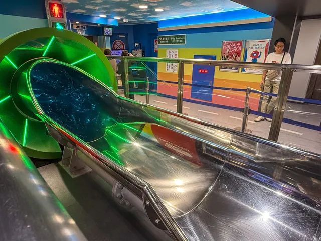 Tower Slider (Tsutenkaku)