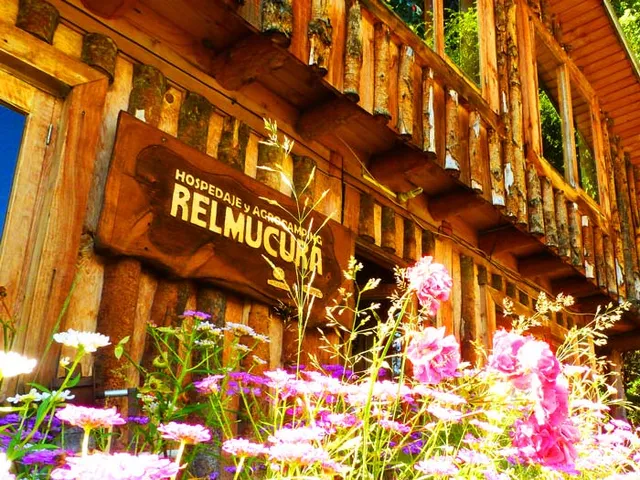 Hospedaje y Camping Relmucura