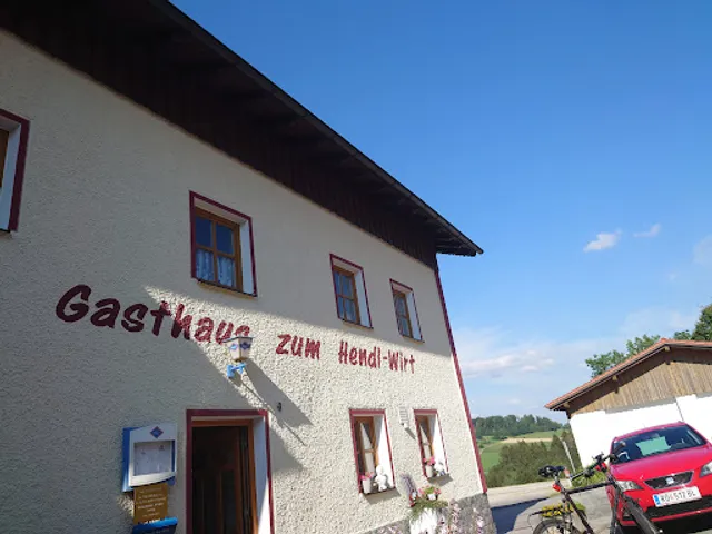 Bluatsackara - Gasthaus zum Hendlwirt