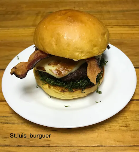 Saint Louis Burger
