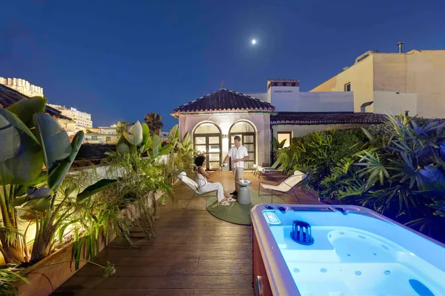 Coeo Fresca Roof Garden Signature Apartments