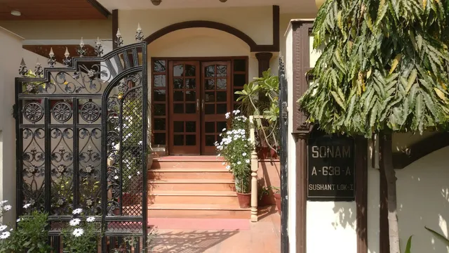 Sonam Regency Inn Private Limited