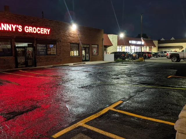 Manny's Grocery