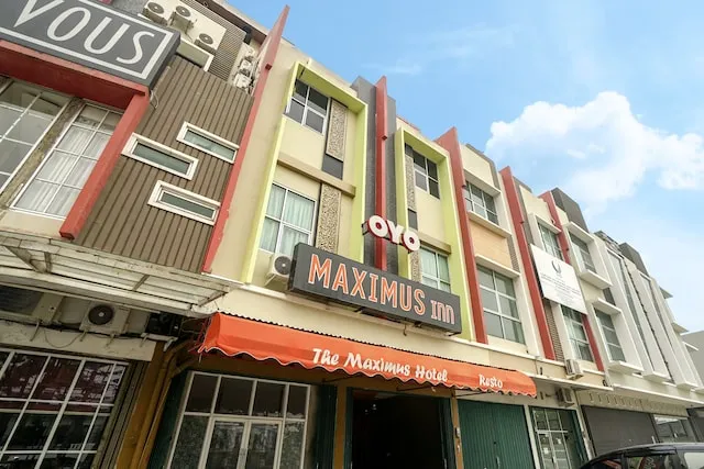 OYO 251 The Maximus Inn Hotel