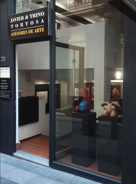 Galería De Arte Trino Tortosa