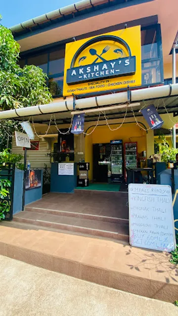 Akshay’s Kitchen Family Restaurant & Bar