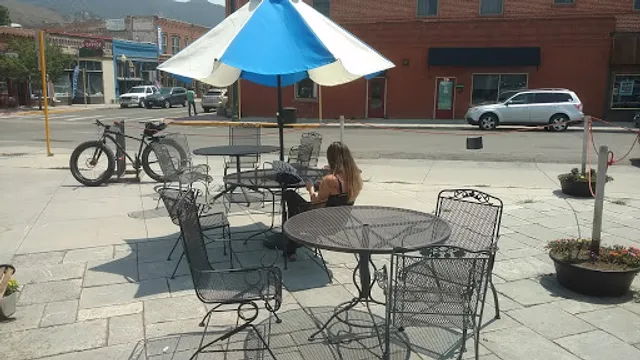 Bunny and Clyde's Corner Cafe and Market