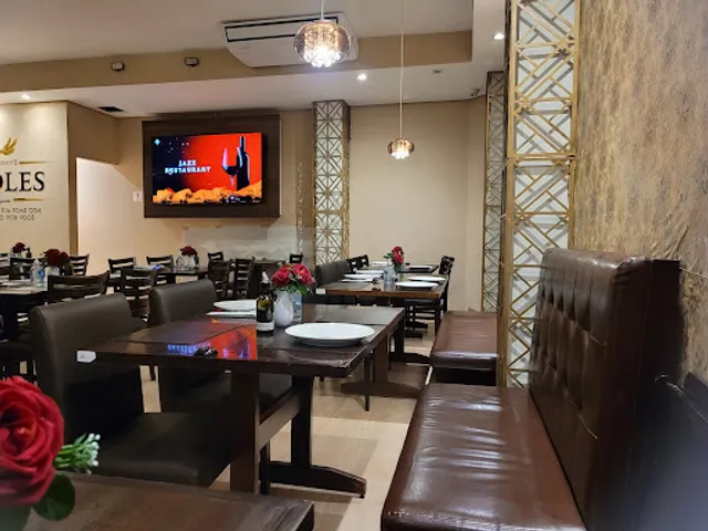 Nápoles Bistrô e Pizzaria