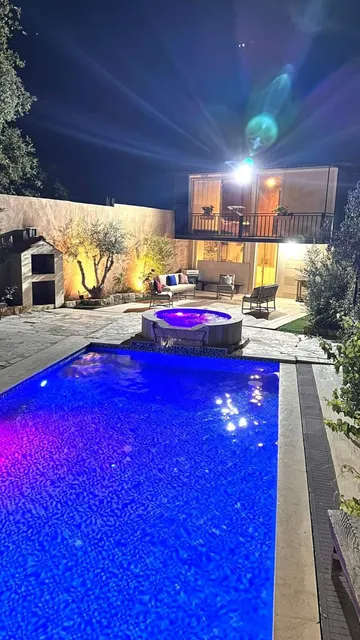 Olive Private Pool