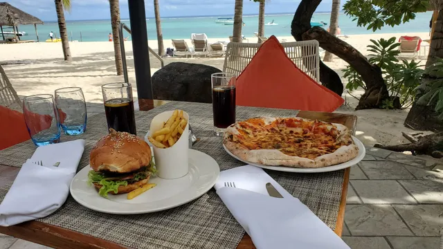 Le Morne Beach Bar