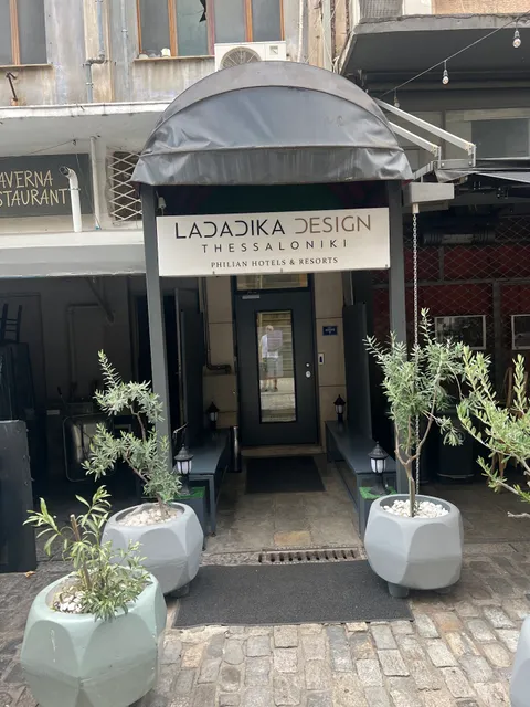 Ladadika Design