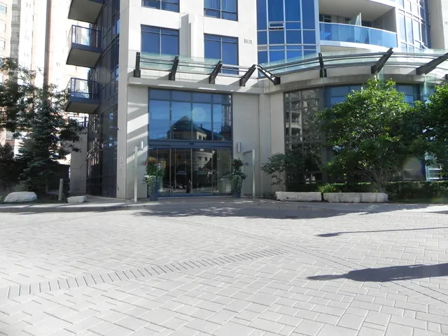 Platinum Suites - Furnished Apartments Mississauga