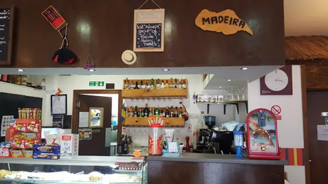 Monte Cafe & Restaurant