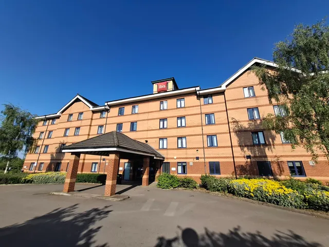 ibis Rotherham East