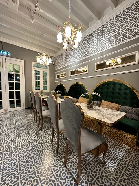 Tanah Aina George Town Cafe