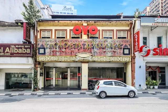 OYO 108 Golden Palace Hotel