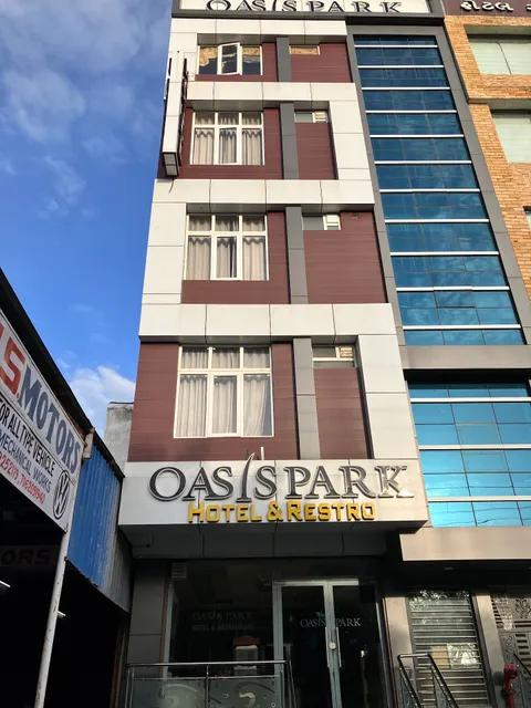 Hotel Oasis Park